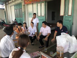 đoàn thiện nguyện chụp ảnh lưu niệm ảnh lưu niệm.jpg